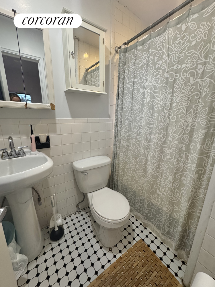 1235 First Avenue 22 Upper East Side New York NY 10065