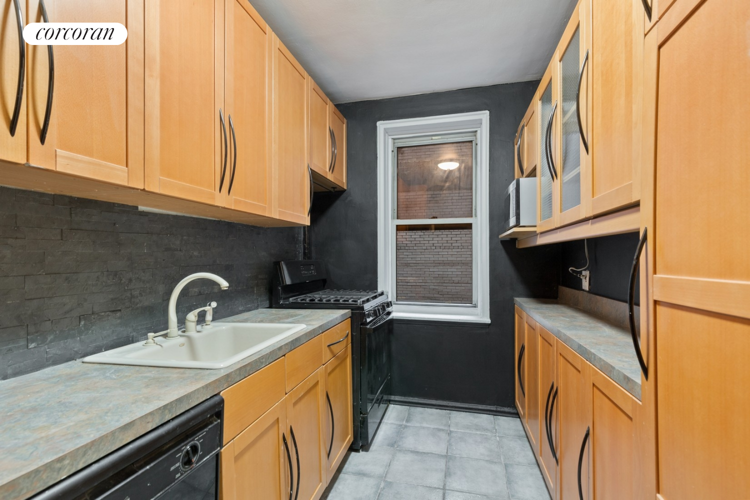 305 West 52nd Street 1K Clinton New York NY 10019