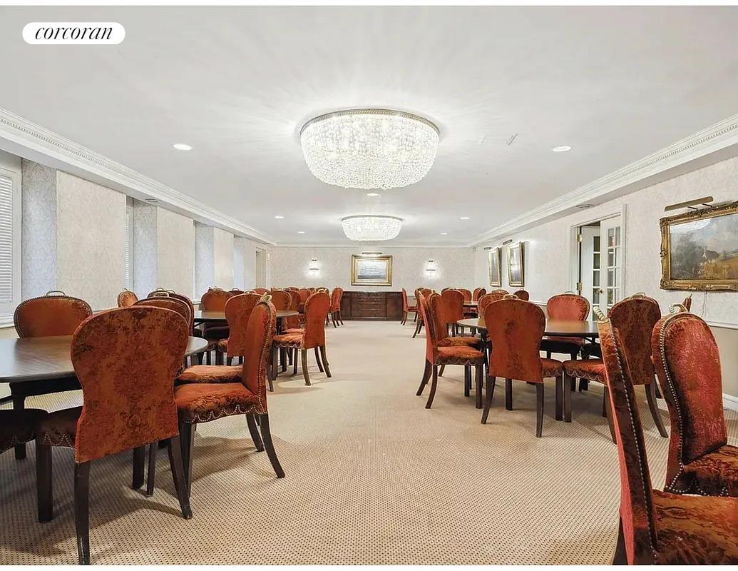 353 West 56th Street Clinton New York NY 10019