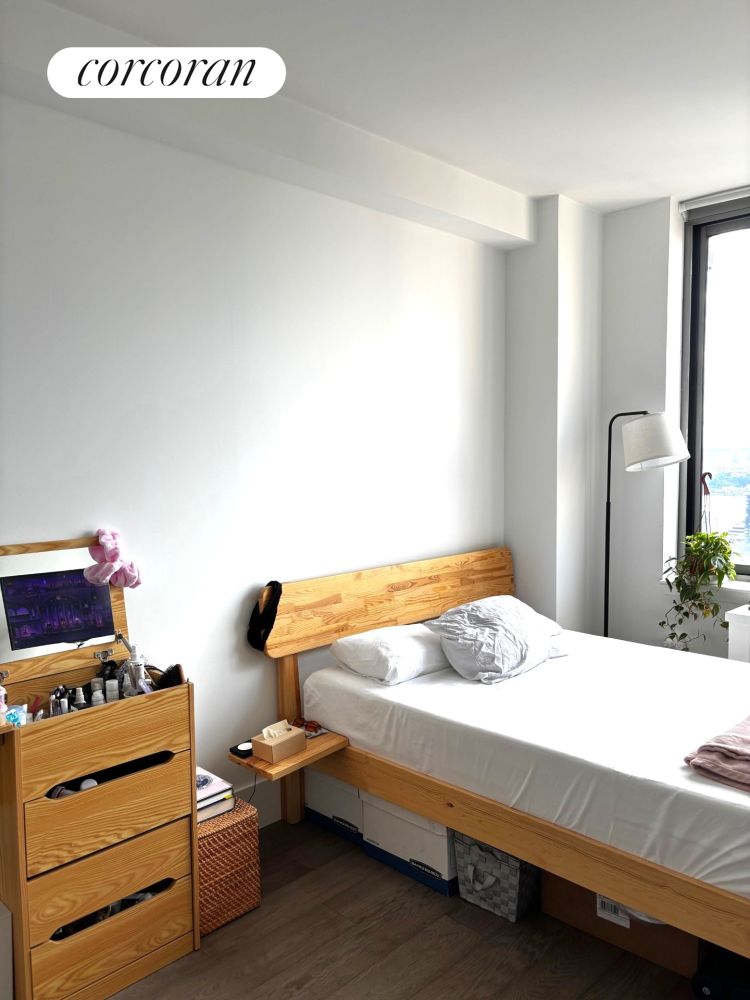 271 West 47th Street Midtown West New York NY 10036
