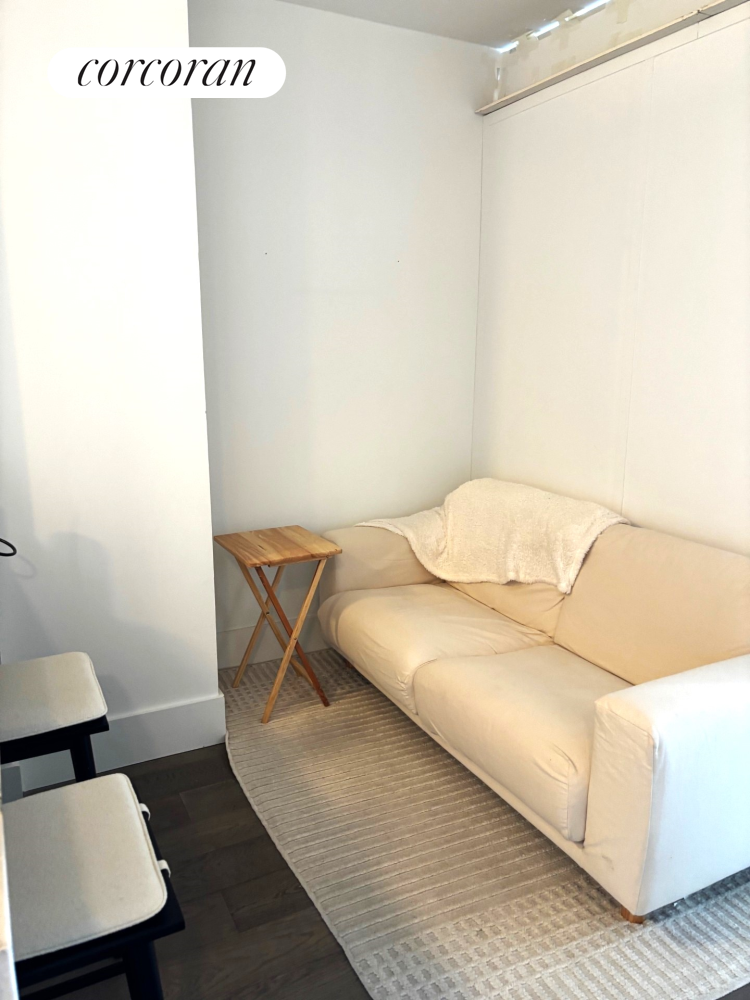 271 West 47th Street Midtown West New York NY 10036