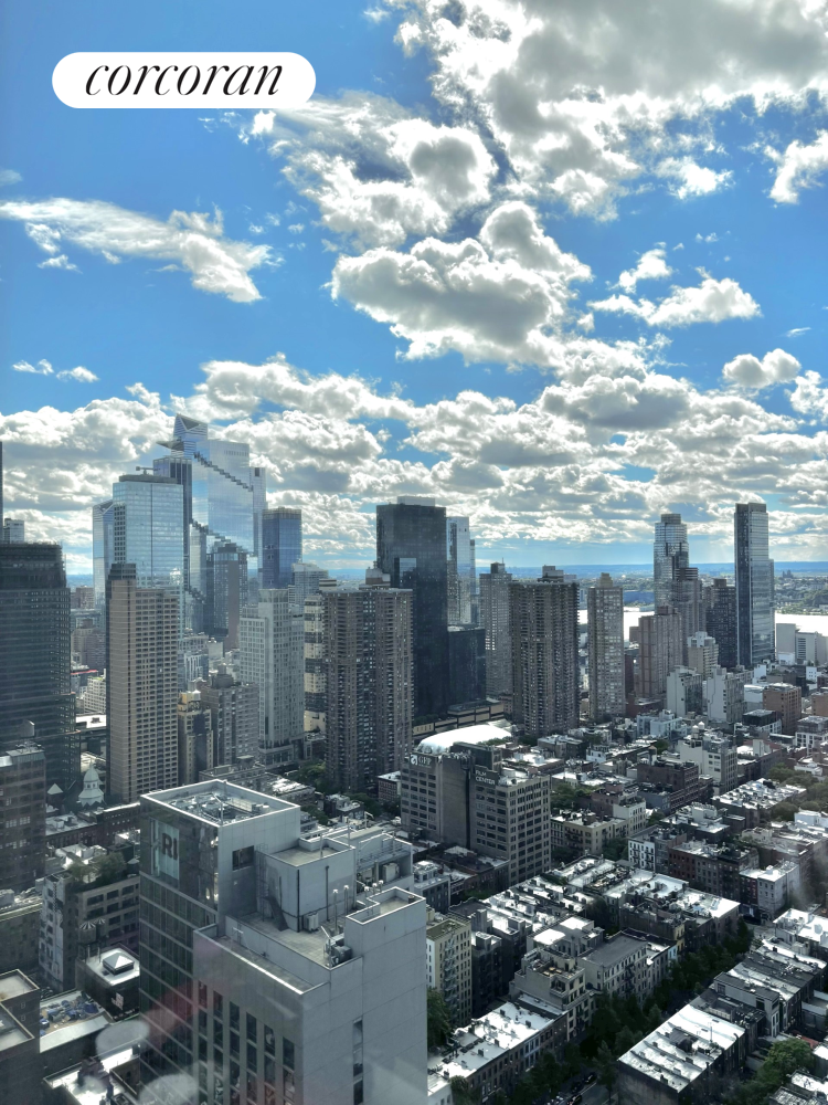271 West 47th Street Midtown West New York NY 10036