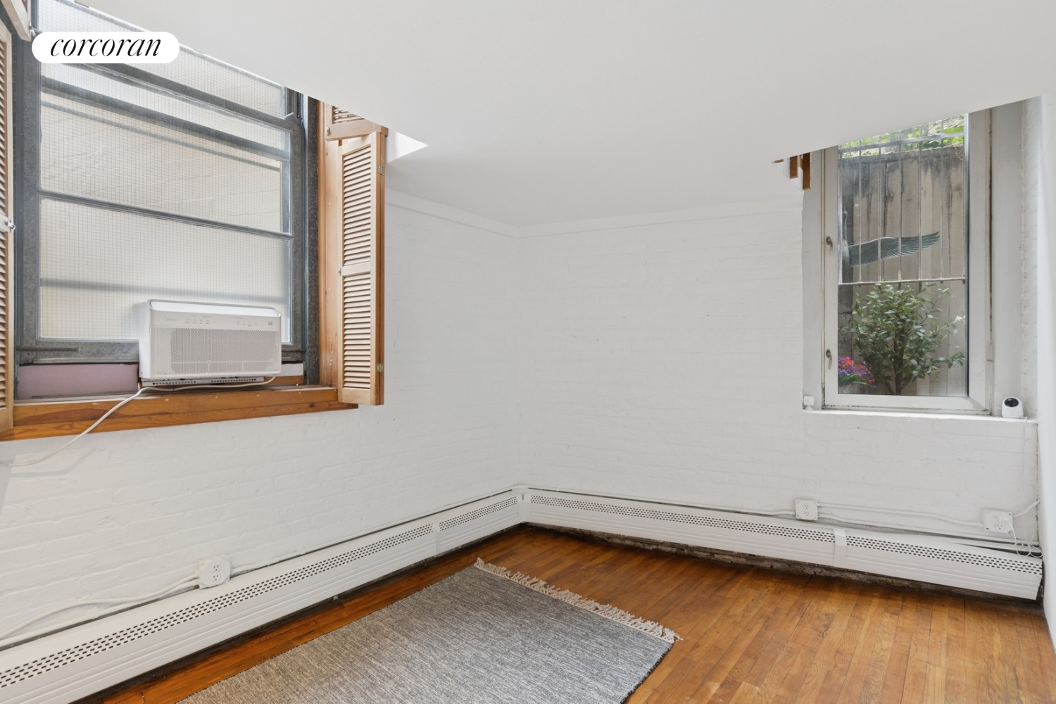 719 Greenwich Street W. Greenwich Village New York NY 10014