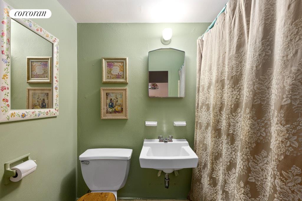 80 La Salle Street Morningside Heights New York NY 10027