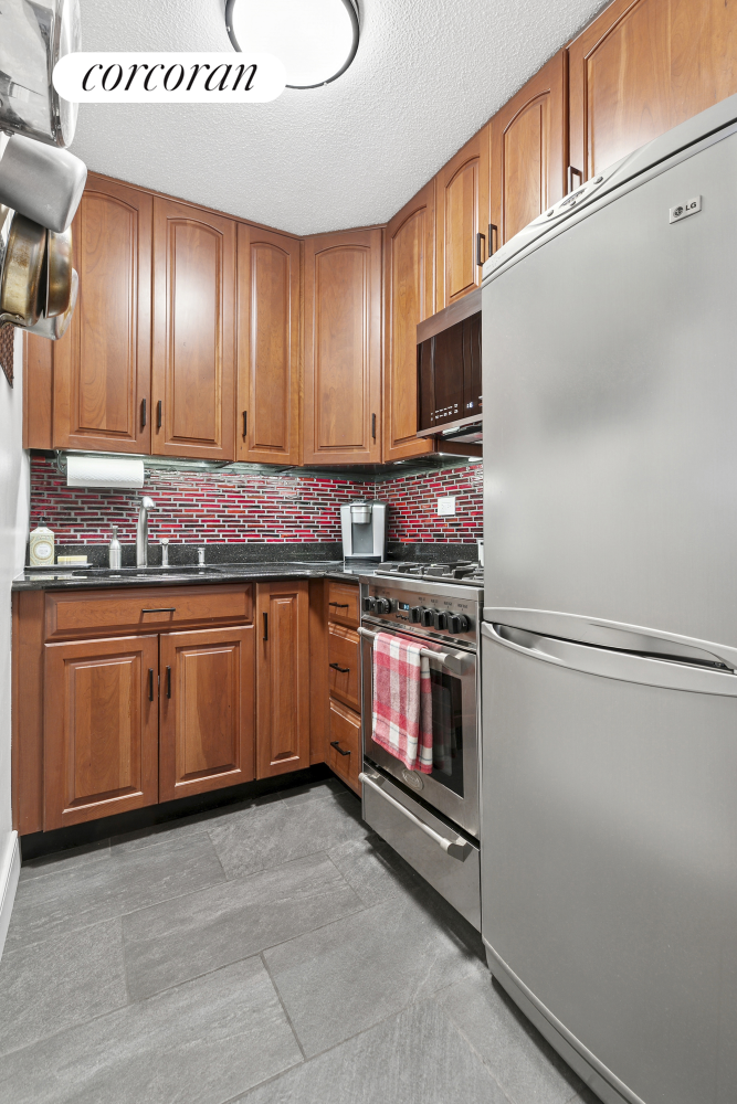 520 East 81st Street Upper East Side New York NY 10028