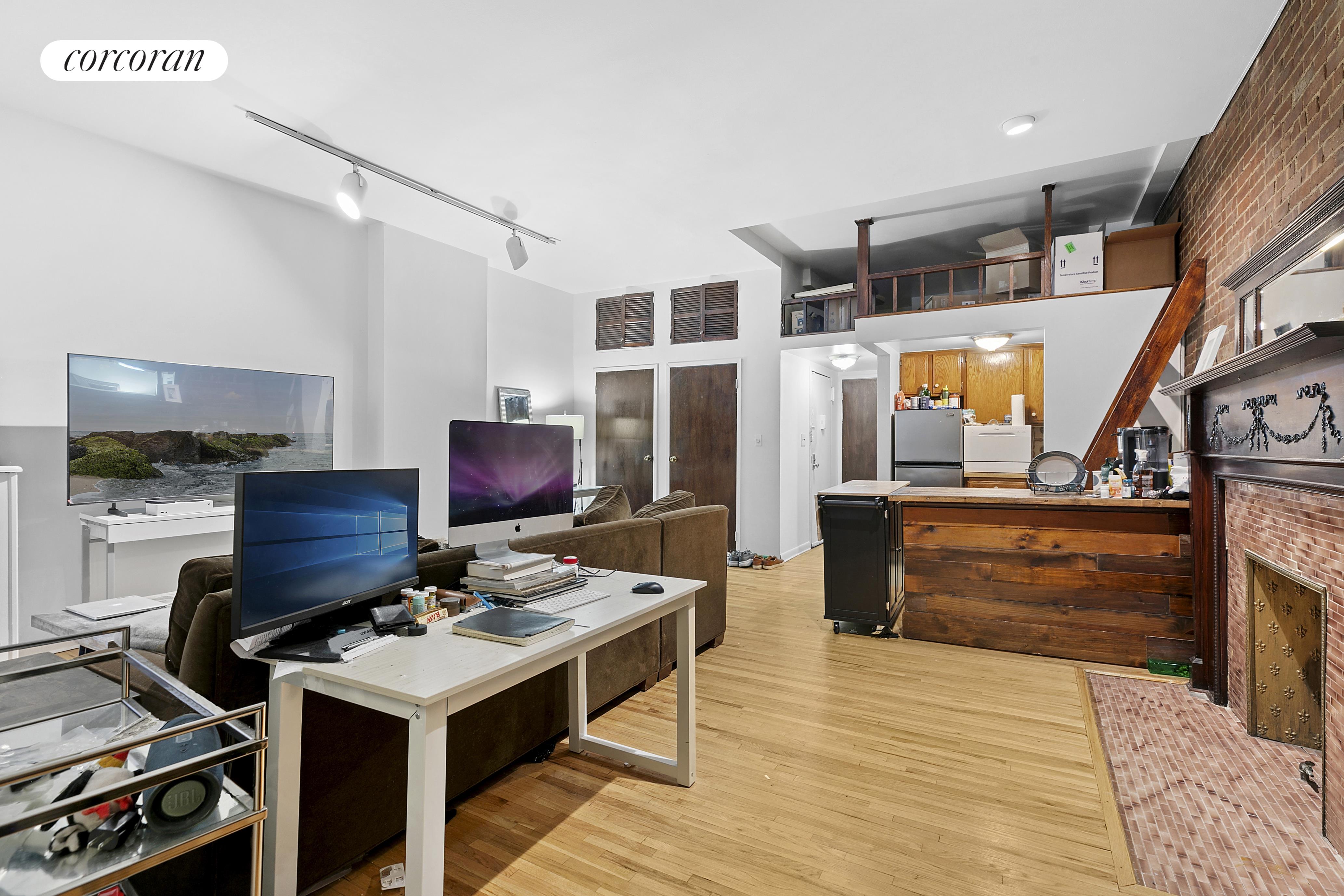 9 West 69th Street 3R Lincoln Square New York NY 10023