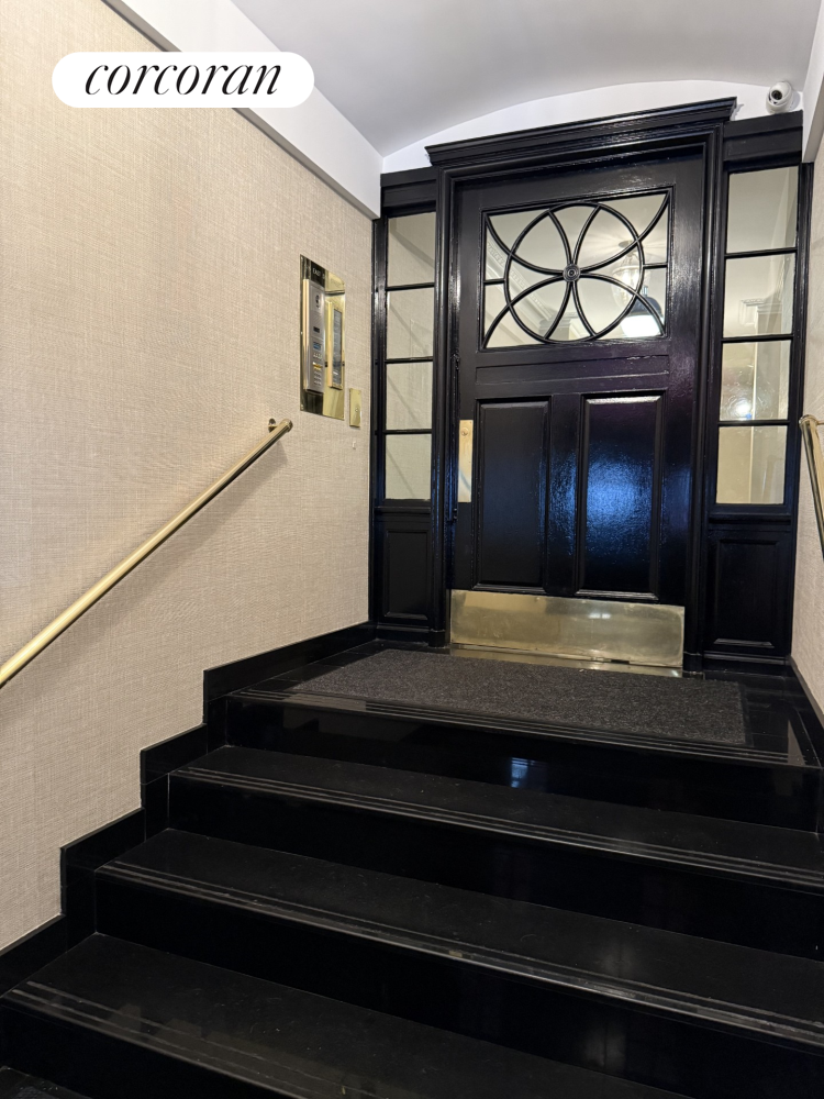 424 East 57th Street Sutton Place New York NY 10022