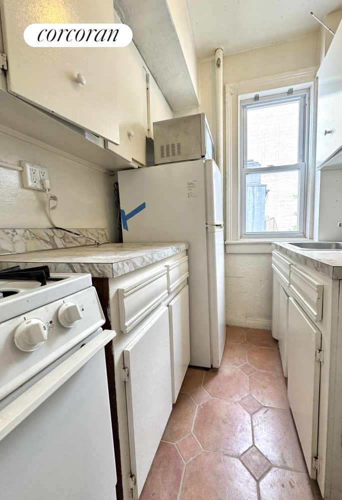 327 West 18th Street Chelsea New York NY 10011