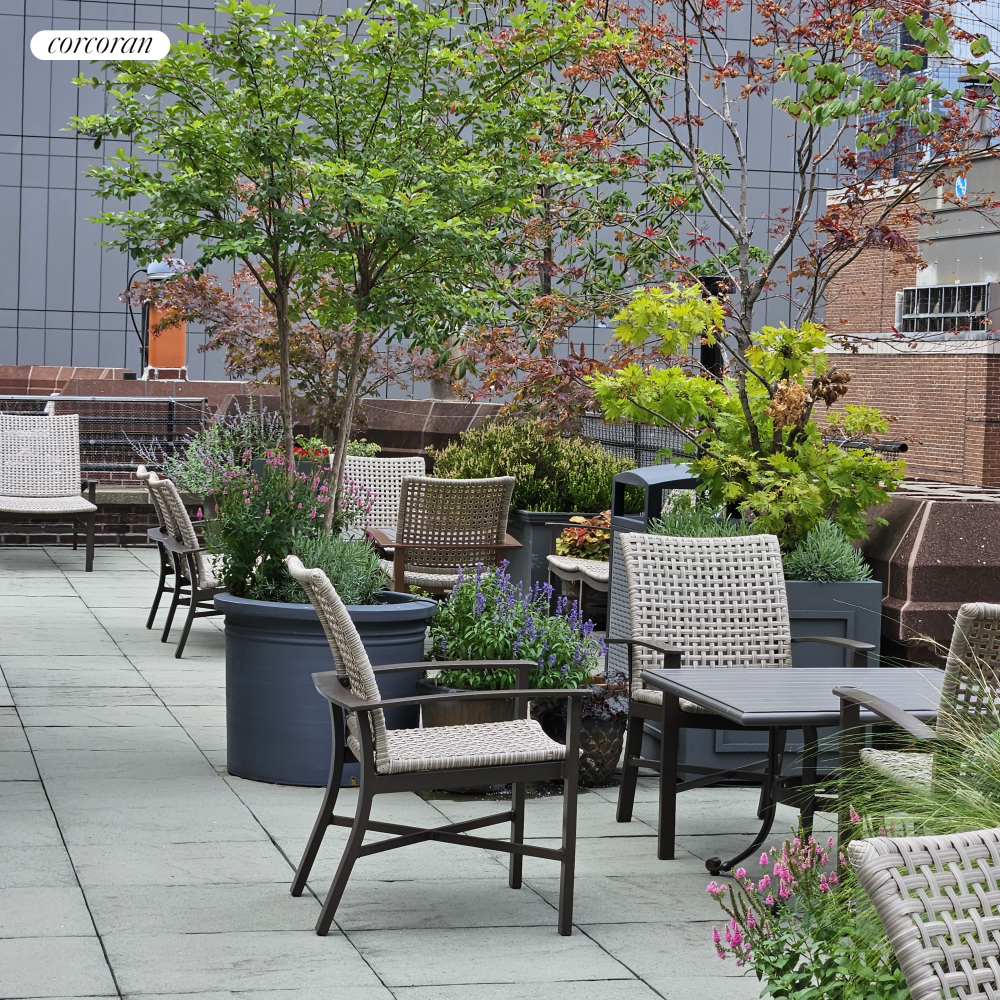 205 West 57th Street Midtown West New York NY 10019