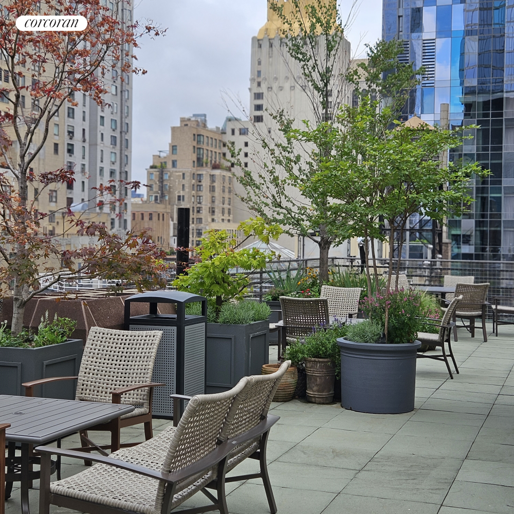 205 West 57th Street Midtown West New York NY 10019