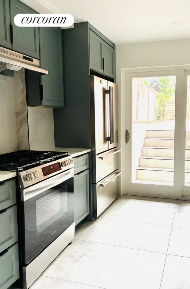 366 Clermont Avenue Fort Greene Brooklyn NY 11238