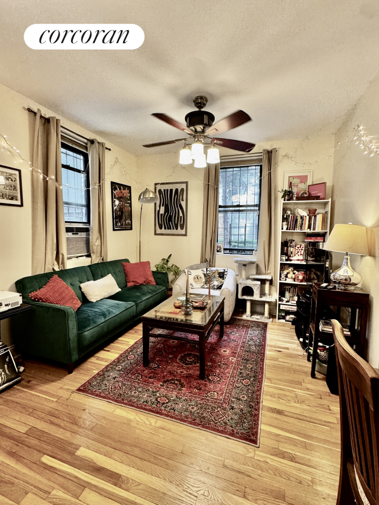 21-38 35th Street Steinway-Ditmars Queens NY 11105