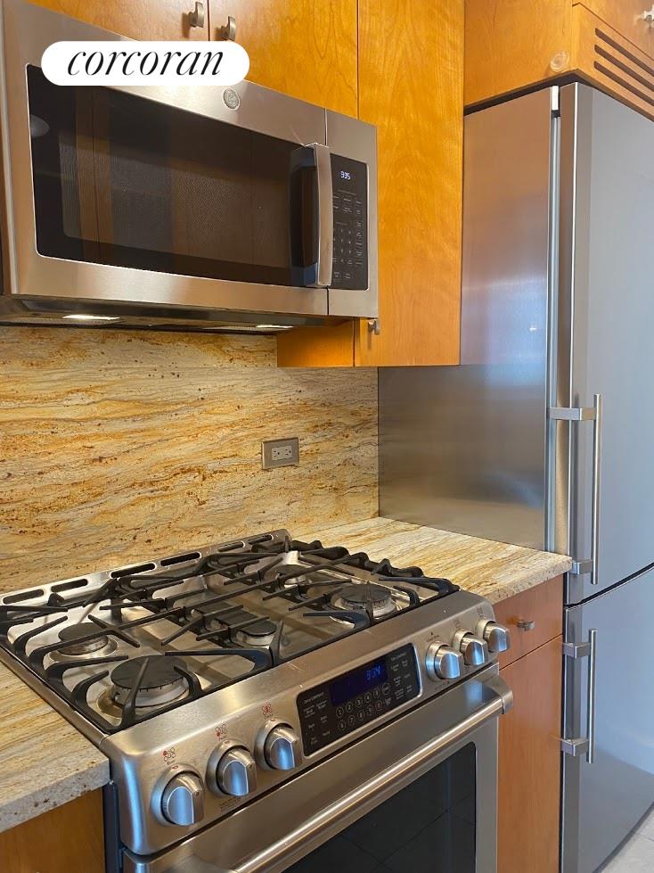 250 East 40th Street 17B Murray Hill New York NY 10016