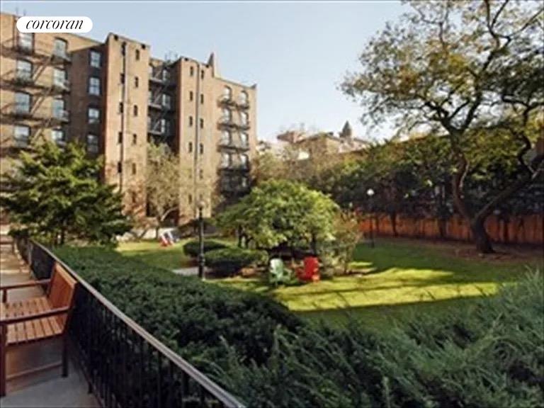 140 Warren Street Cobble Hill Brooklyn NY 11201
