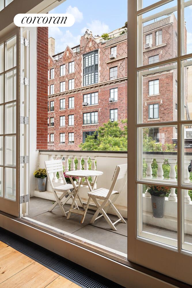 52 West 9th Street Greenwich Village New York NY 10011