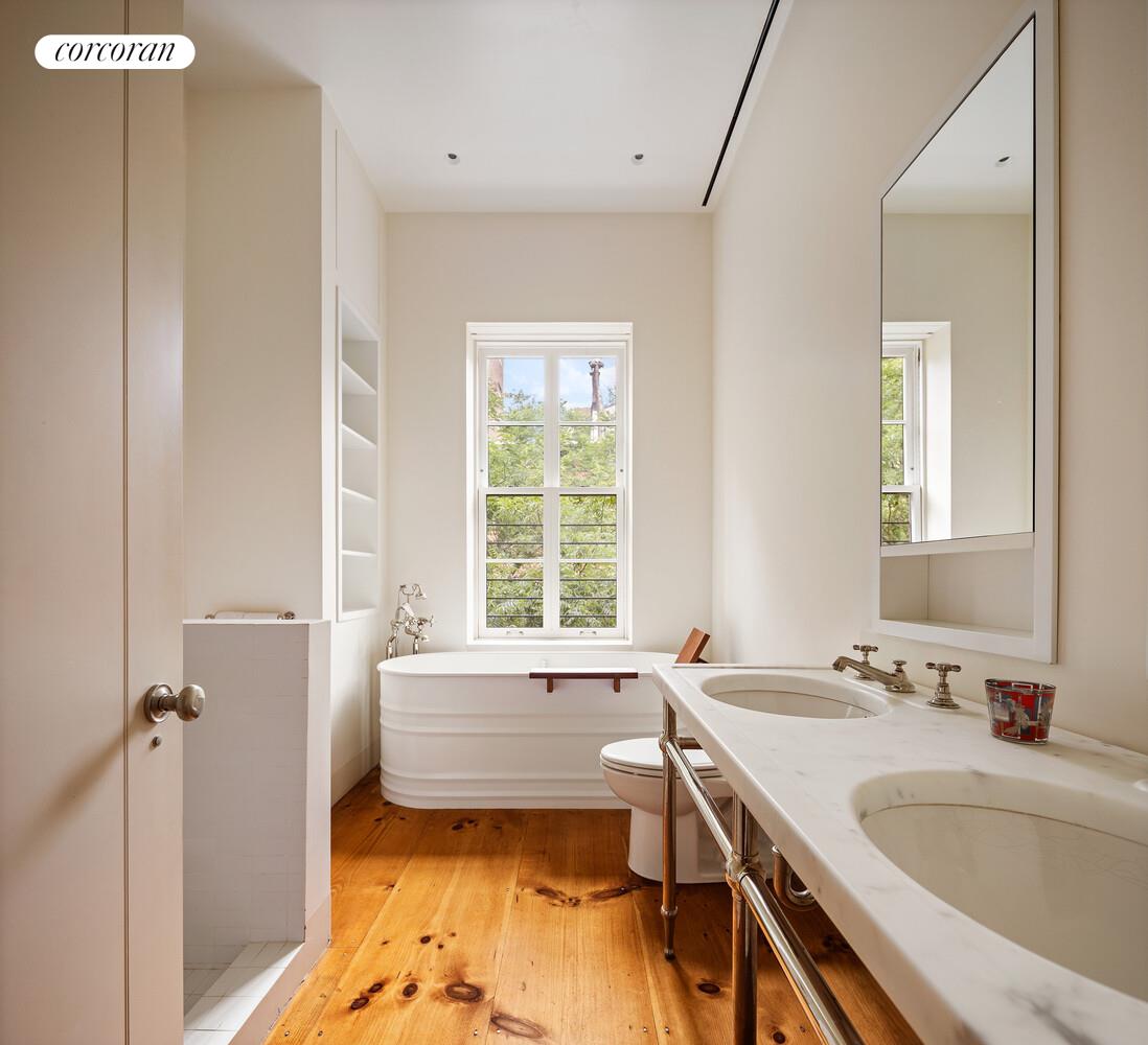 52 West 9th Street Greenwich Village New York NY 10011