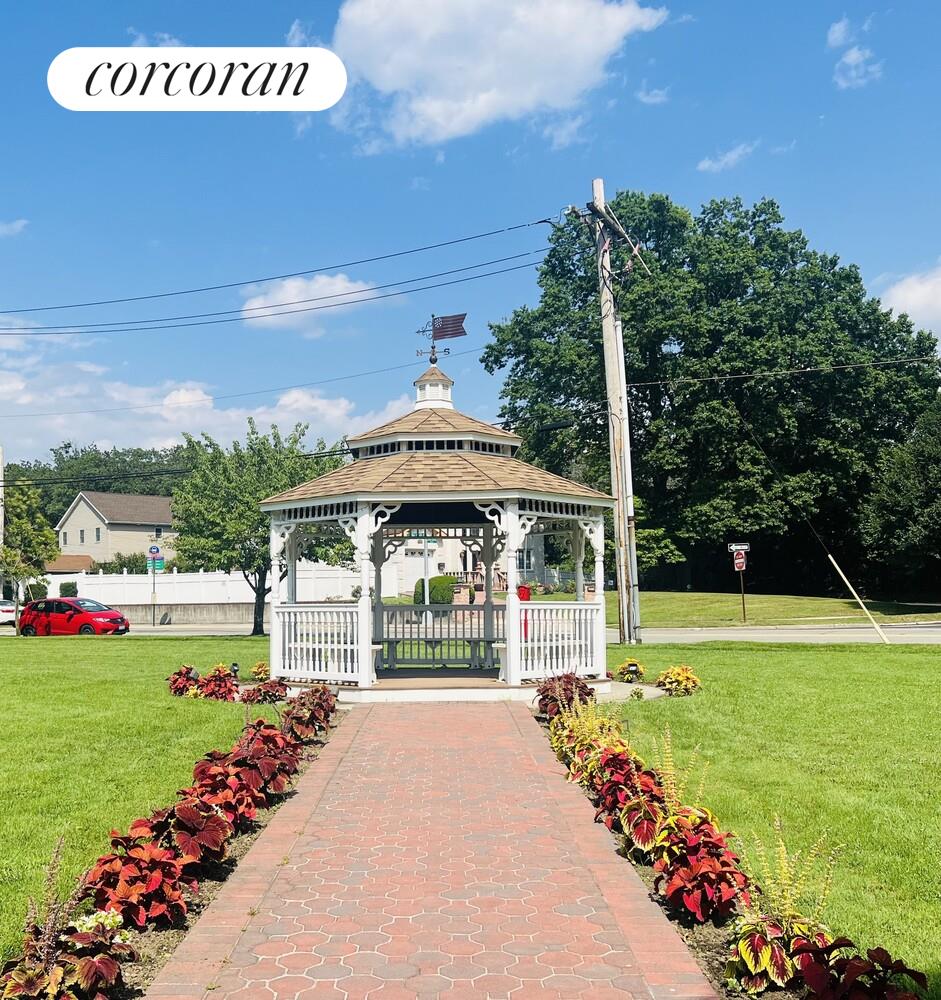 61-03 255th Street 899 Little Neck Queens NY 11362