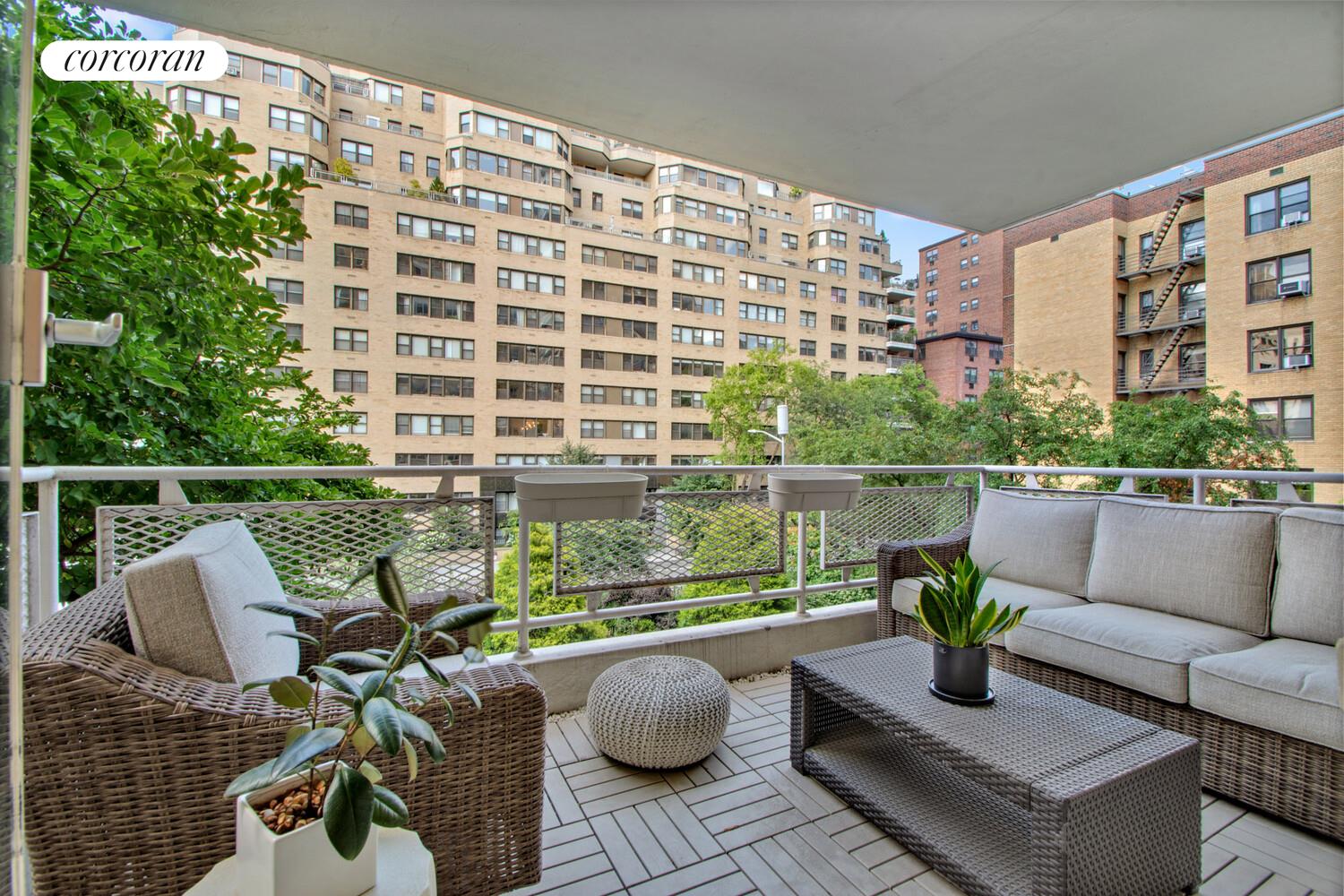 40 East 9th Street Greenwich Village New York NY 10003