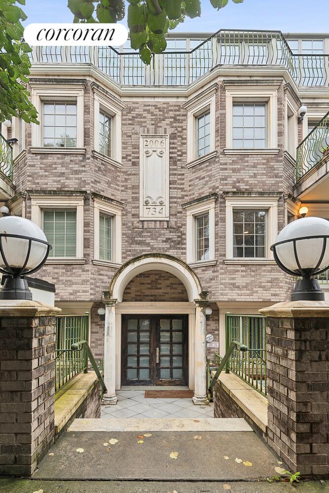 734 East 5th Street Kensington Brooklyn NY 11218