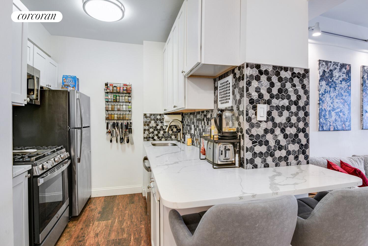 345 East 56th Street Sutton Place New York NY 10022