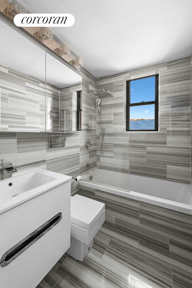 377 Rector Place 20B Battery Park City New York NY 10280