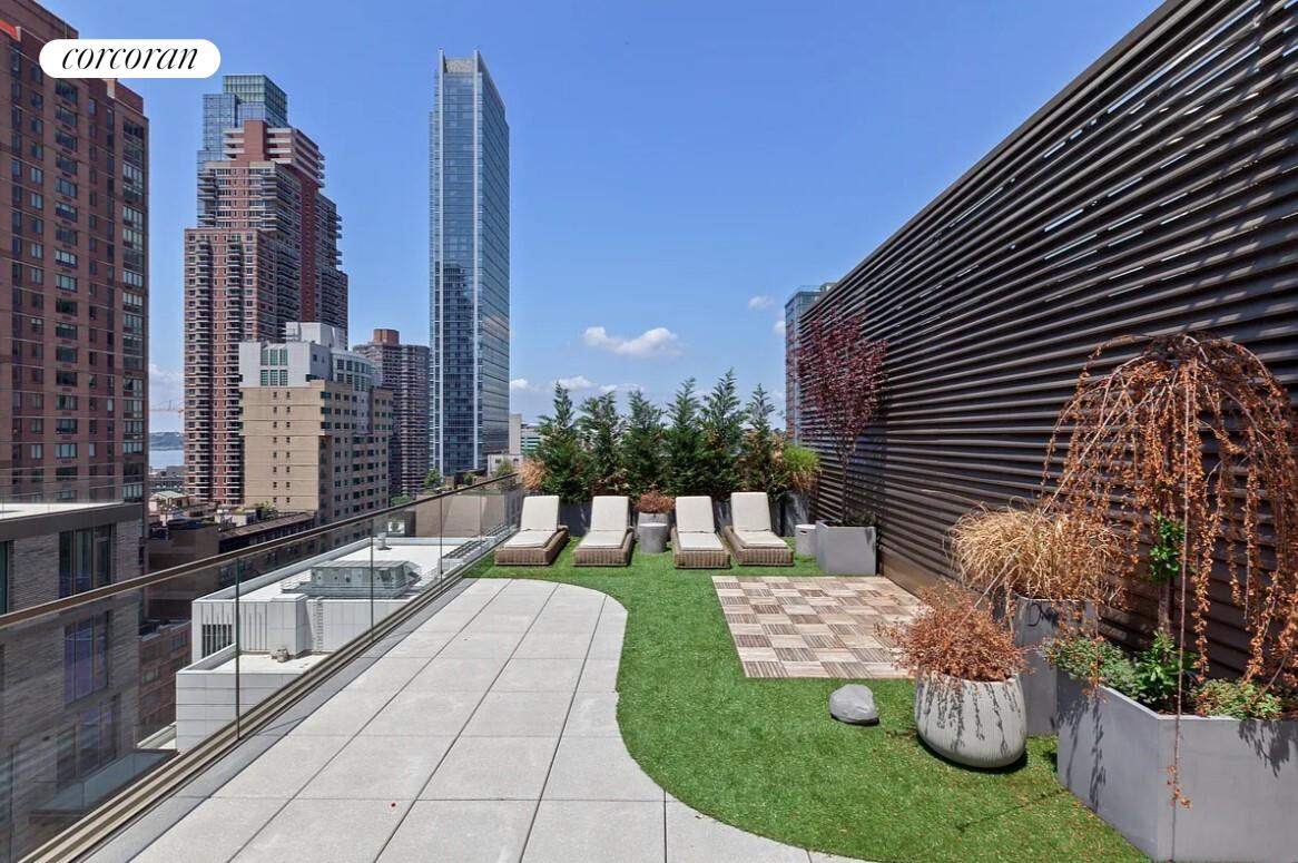 505 West 43rd Street 1C Clinton New York NY 10036