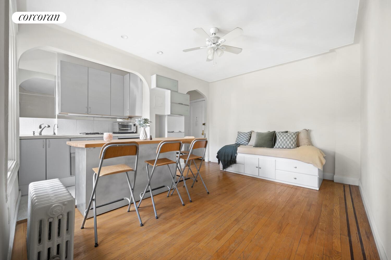 461 West 44th Street Clinton New York NY 10036