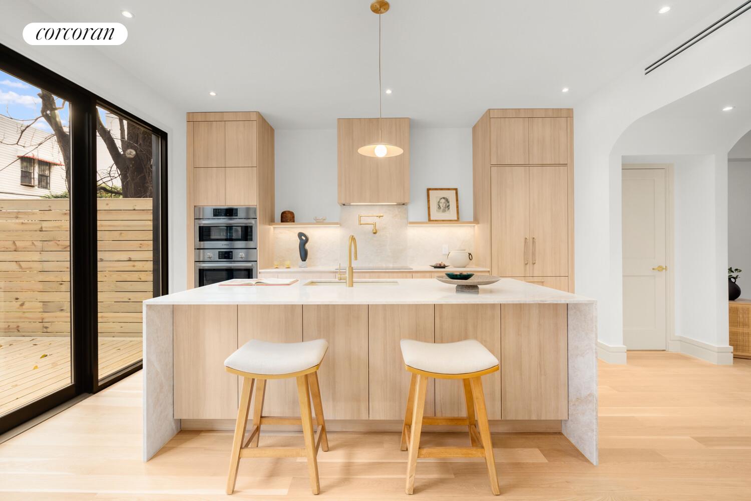 980 Metropolitan Avenue East Williamsburg Brooklyn NY 11211