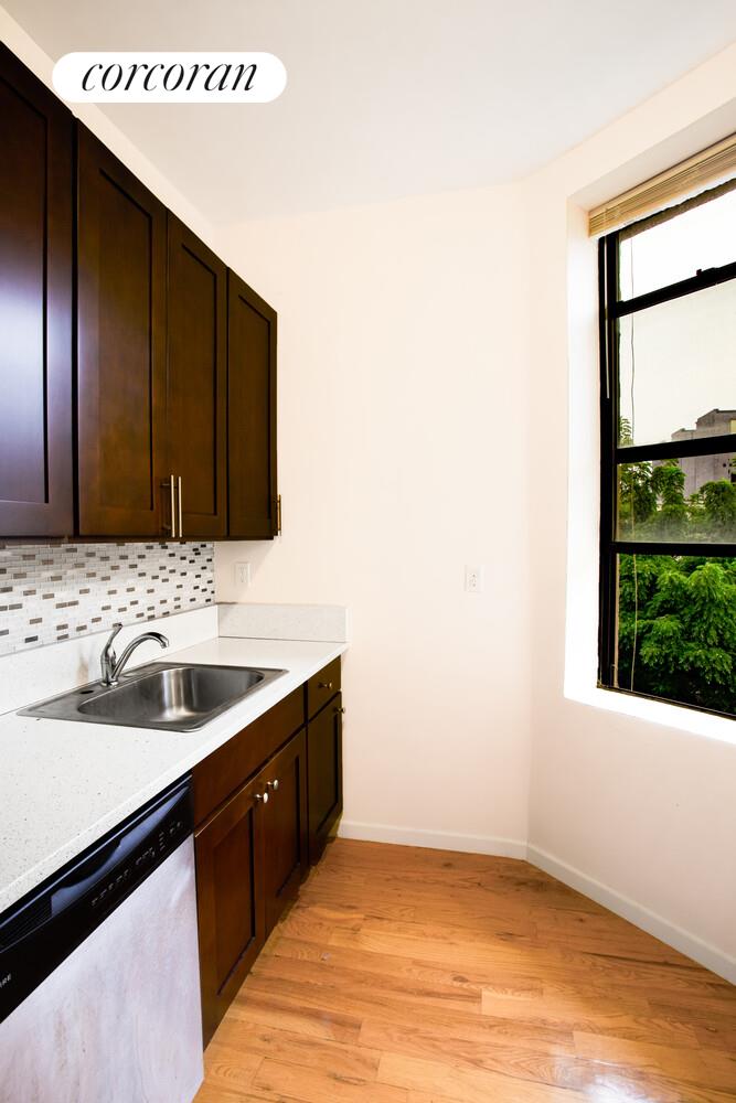 194 Vernon Avenue Bedford Stuyvesant Brooklyn NY 11206