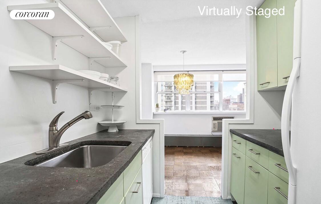 75 Henry Street 7J Brooklyn Heights Brooklyn NY 11201