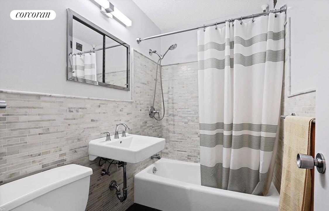 75 Henry Street 7J Brooklyn Heights Brooklyn NY 11201