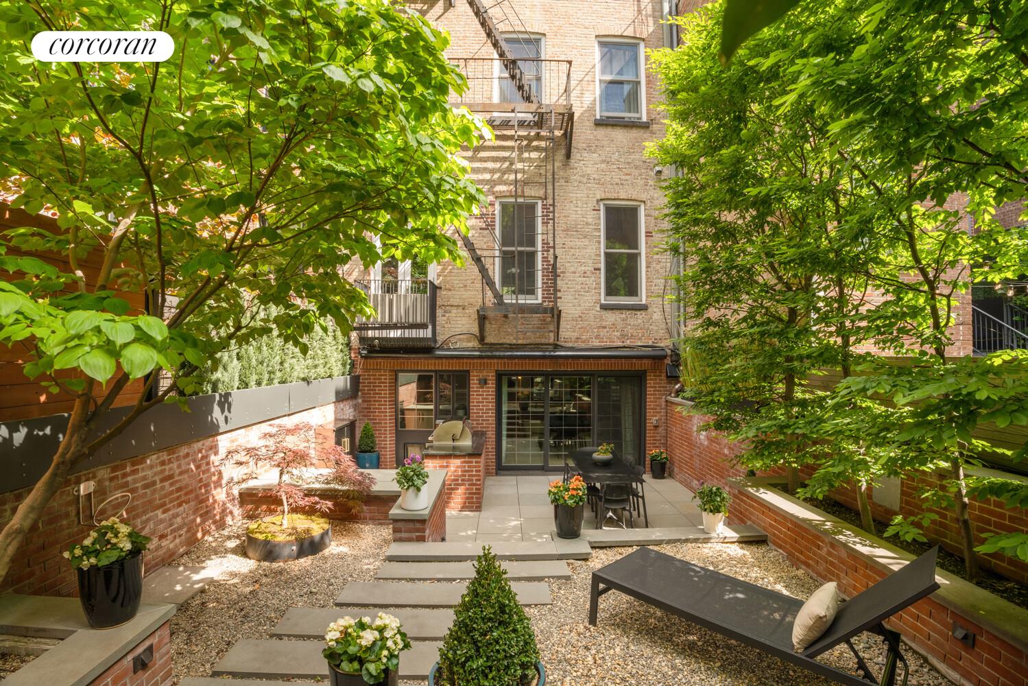 21 Bethune Street GARDEN W. Greenwich Village New York NY 10014