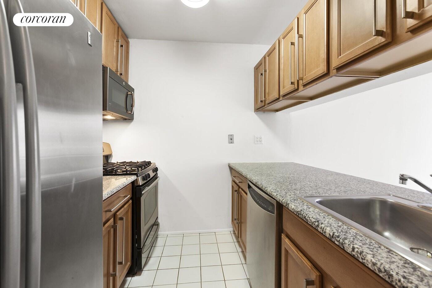350 West 50th Street 3C Clinton New York NY 10019