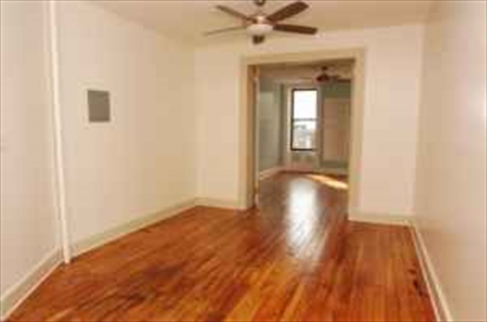 New York City Real Estate | View 489 7th Avenue, 3 | 3 Beds, 1 Bath | View 1