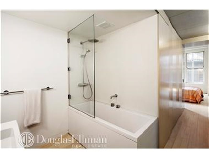 New York City Real Estate | View Broadway | 2 Beds, 2 Baths | View 1