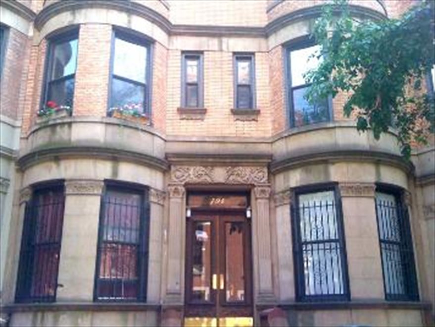 New York City Real Estate | View 794 President Street, 4L | 2 Beds, 1 Bath | View 1