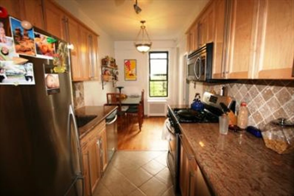 New York City Real Estate | View 135 Prospect Park SW, C10 | room 1 | View 2