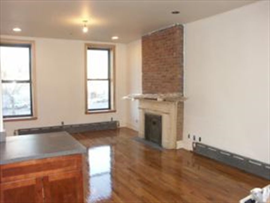 New York City Real Estate | View 192 Flatbush Avenue, 3E | 3 Beds, 1 Bath | View 1