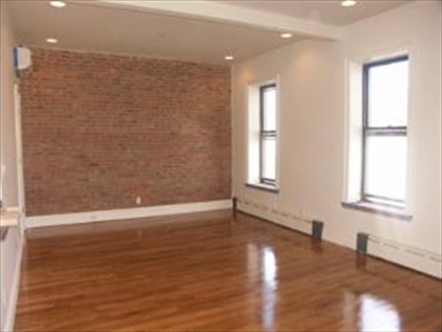 New York City Real Estate | View 192 Flatbush Avenue, 3E | room 5 | View 6