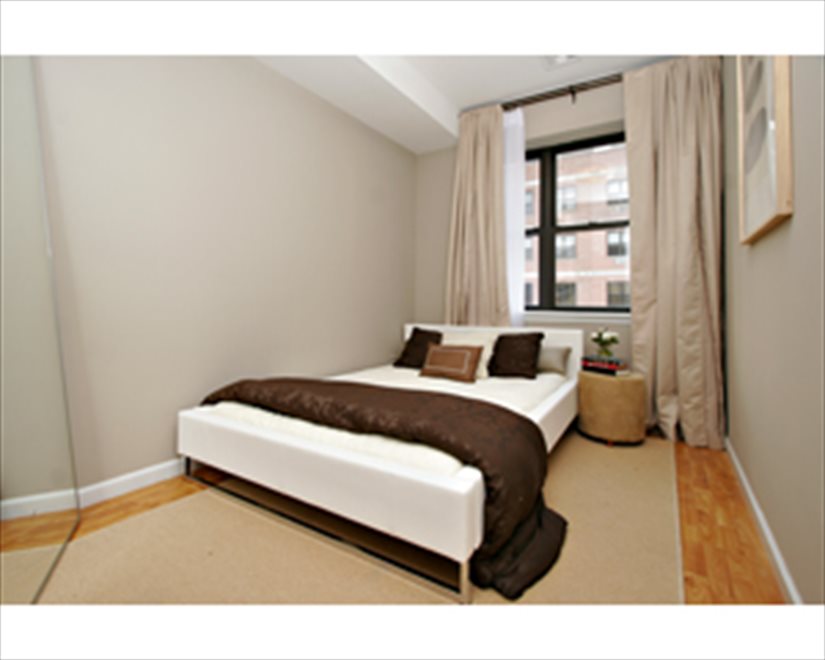 New York City Real Estate | View 893 Myrtle Avenue, 2A | room 2 | View 3