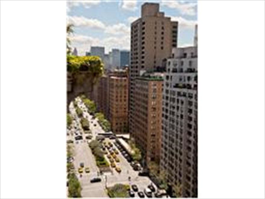 New York City Real Estate | View Park Avenue | 2 Beds, 2 Baths | View 1