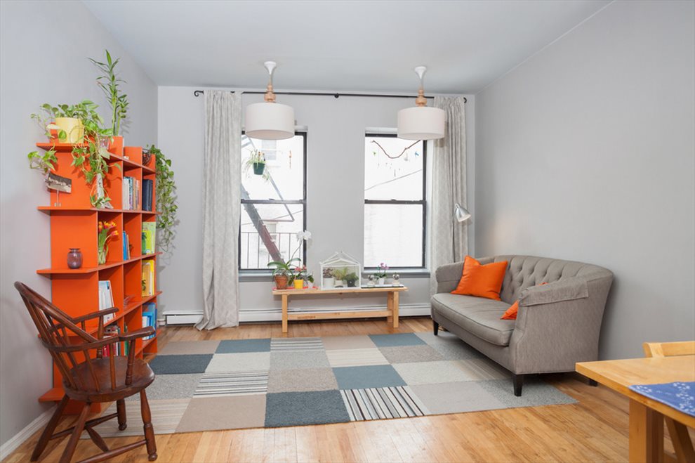 New York City Real Estate | View 410 7th Avenue, 2R | 2 Beds, 1 Bath | View 1