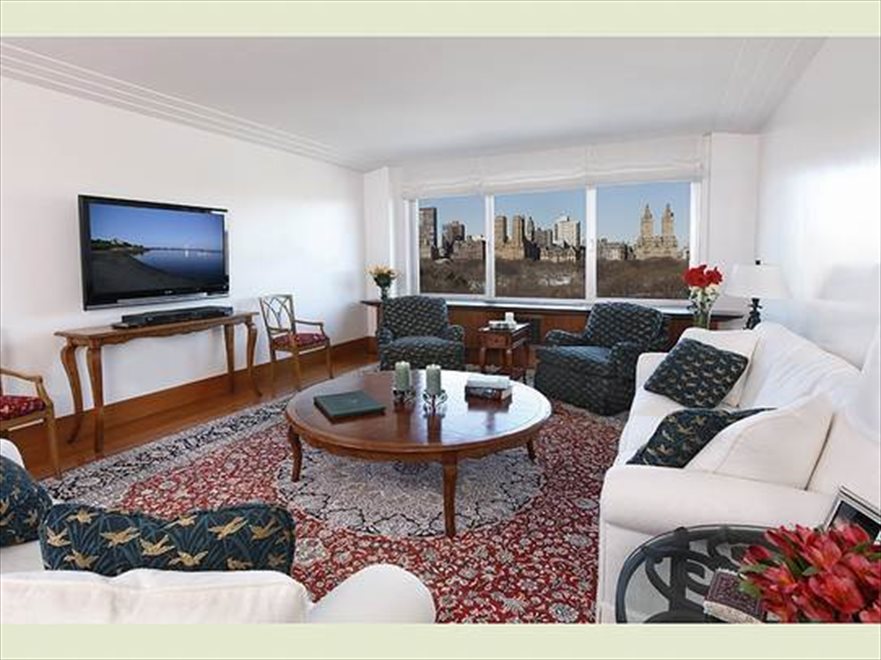 New York City Real Estate | View Fifth Avenue | 2 Beds, 2 Baths | View 1