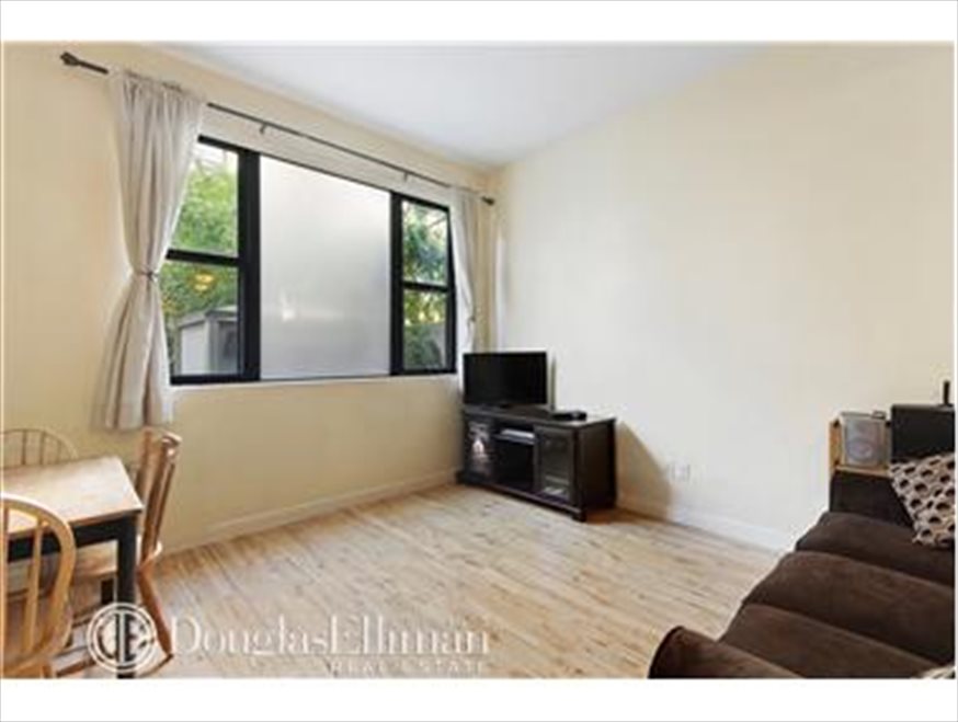 New York City Real Estate | View East 111th Street | 1 Bed, 1 Bath | View 1