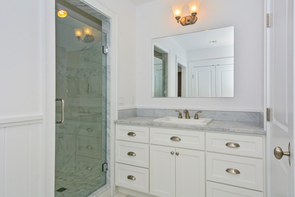 New York City Real Estate | View  | Similar guest bath | View 8