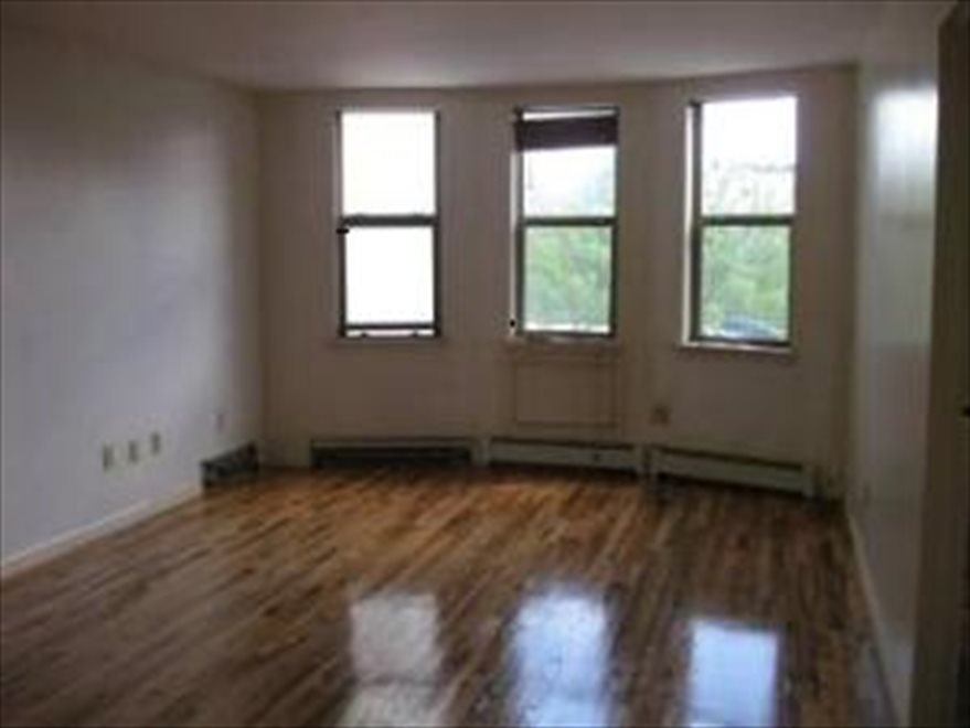 New York City Real Estate | View 13 Hull Street, 2 | 1 Bed, 1 Bath | View 1