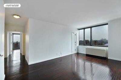 New York City Real Estate | View 52 East End Avenue, 20B | Magnificent full city and river views for dining. | View 3