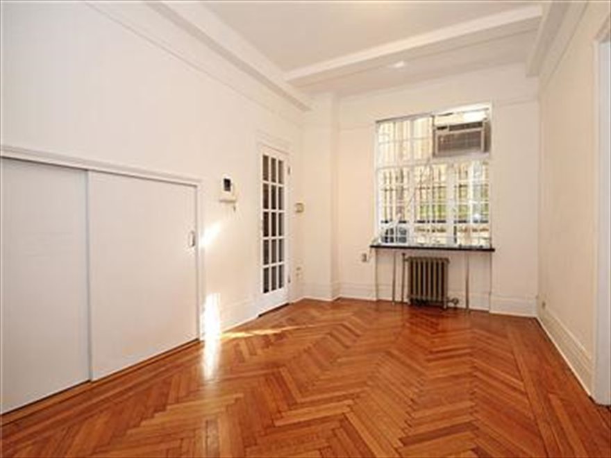 New York City Real Estate | View West End Avenue | 1 Bed, 1 Bath | View 1