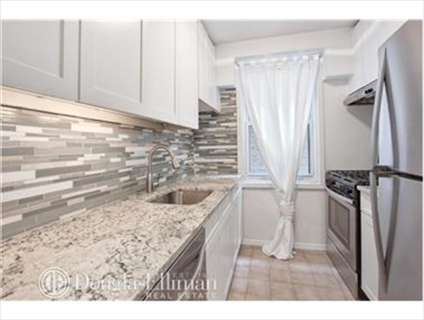 New York City Real Estate | View Seventh Avenue | 2 Beds, 2 Baths