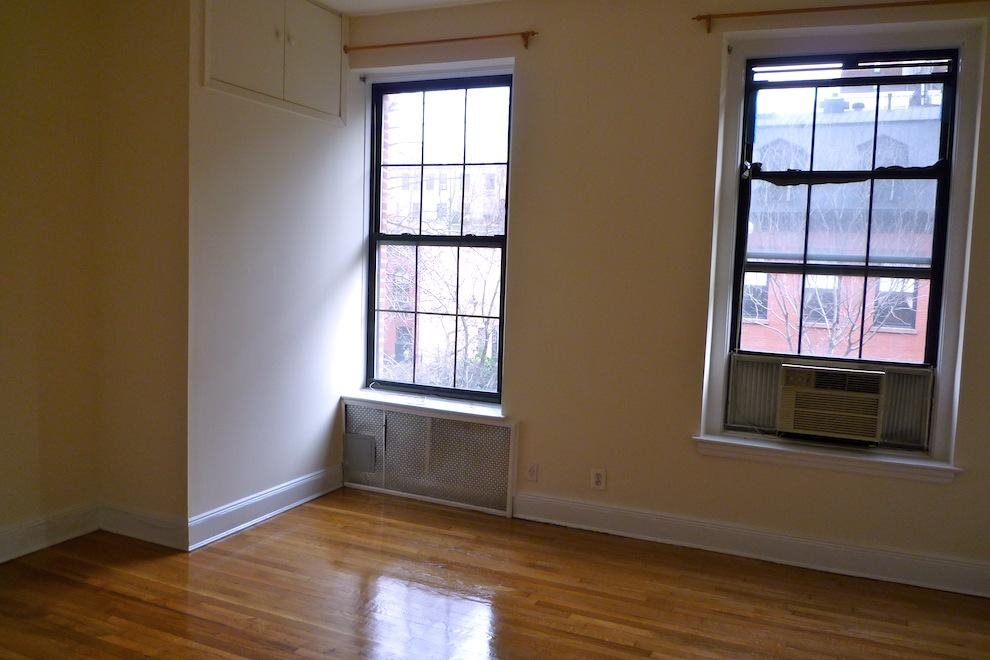 New York City Real Estate | View 148 Willow Street, 3R | 2 Beds, 2 Baths | View 1